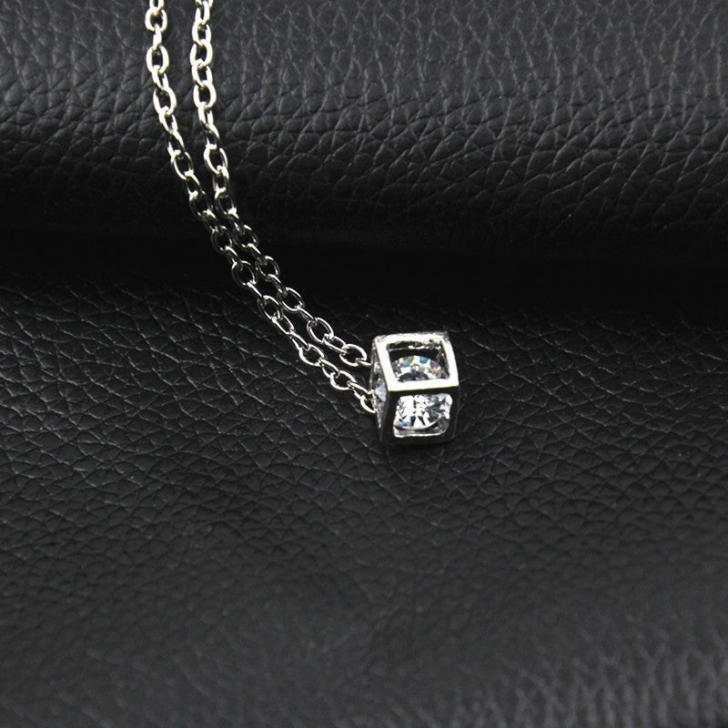 Advanced Diamond Cube Necklace For Women, Light Luxury, Niche Zircon Pendant, Simple Personality, Collarbone Chain, Exquisite Jewelry