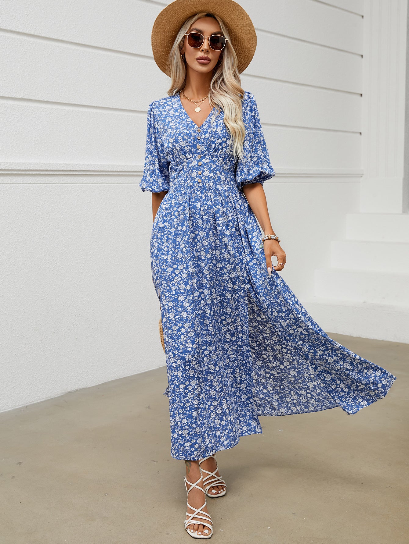 V-neck Lantern Sleeve Waist-tight Dress Seaside Vacation Bohemian Style