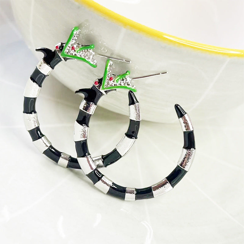 Zodiac Ornament Exaggerated Dripping Dragon Earrings