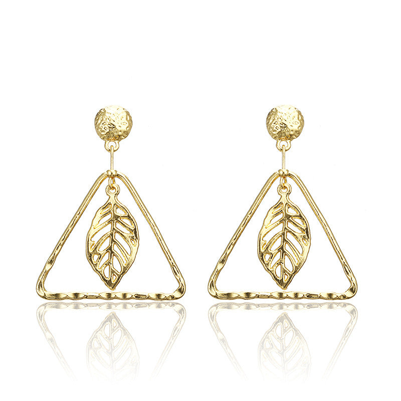 Simple Temperament Leaf Drop Earrings