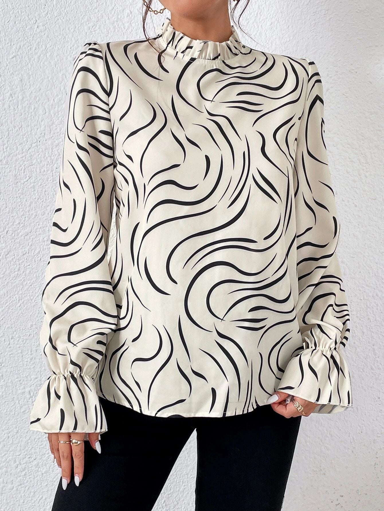 Women's Water Ripple Printed Long-sleeved Top - Chic Angle