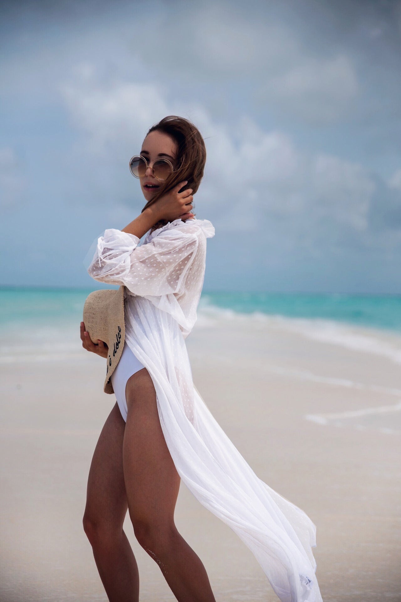 Bikini blouse maxi skirt