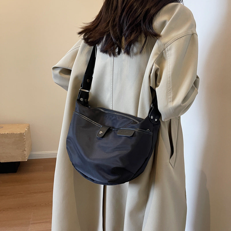 Special-interest Design Broadband Shoulder Messenger Bag High Sense