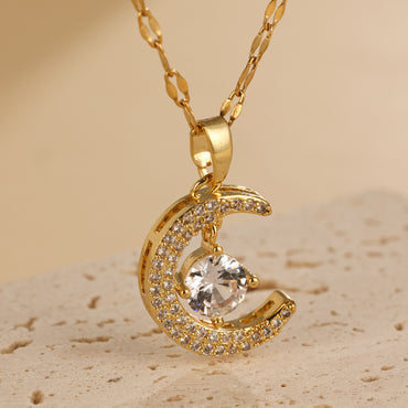 Light Luxury And Niche Moon Heart Necklace With Color Retention, Summer Collarbone Chain Design, Neck Chain, Temperament And Accessories New Product