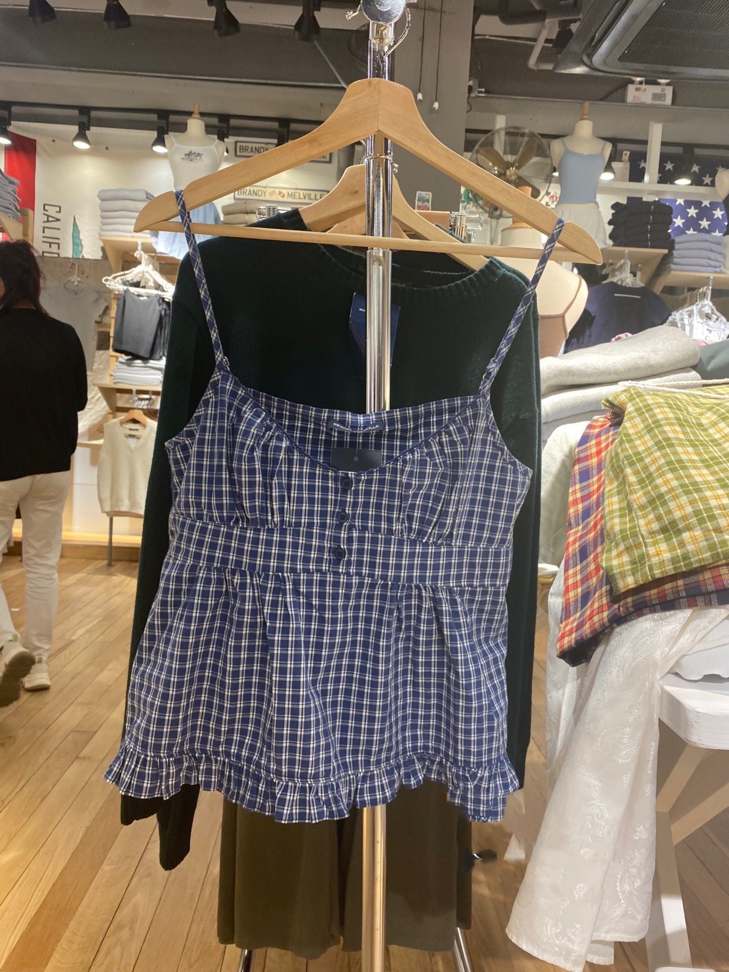 Three-button Plaid Camisole Women's Outer Wear - Chic Angle