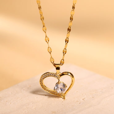 Love Heart-shaped Light Luxury Sparkling Full Diamond Temperament Necklace For Women's Versatile Collarbone Chain Stainless Steel Necklace