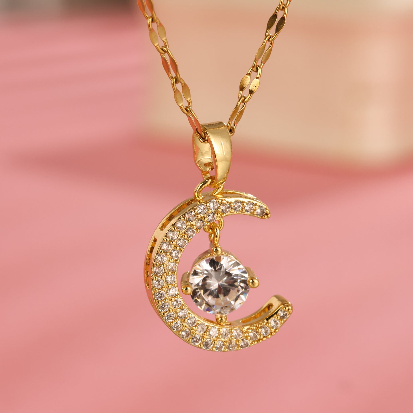 Light Luxury And Niche Moon Heart Necklace With Color Retention, Summer Collarbone Chain Design, Neck Chain, Temperament And Accessories New Product