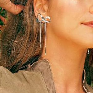 Fashion Personality Metal Bow Stud Earrings
