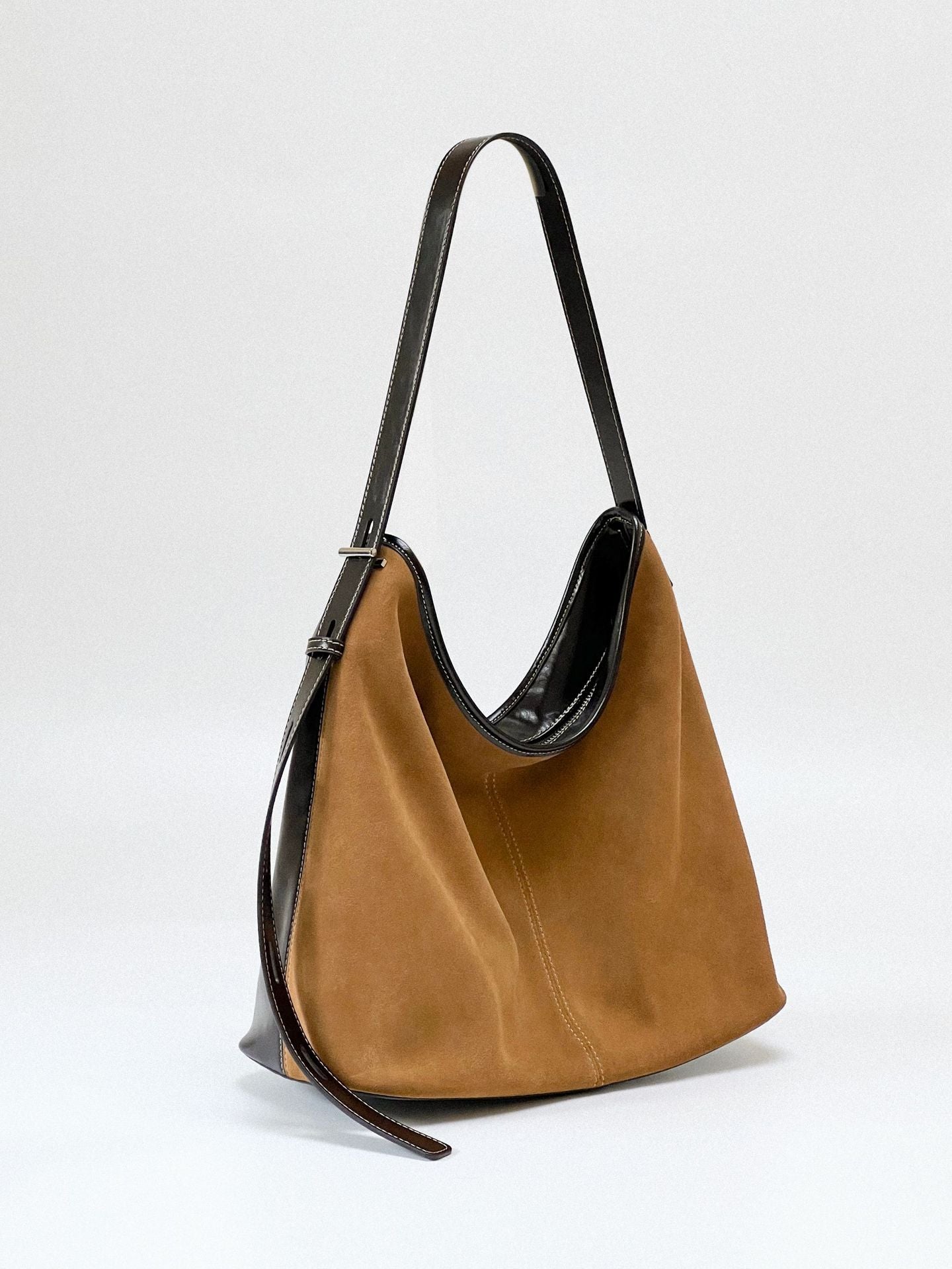Matte Leather Women's Underarm Commuter Bag