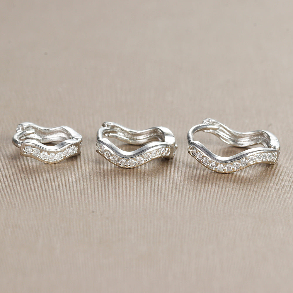 Simple And Irregular Twisted Women's Earrings