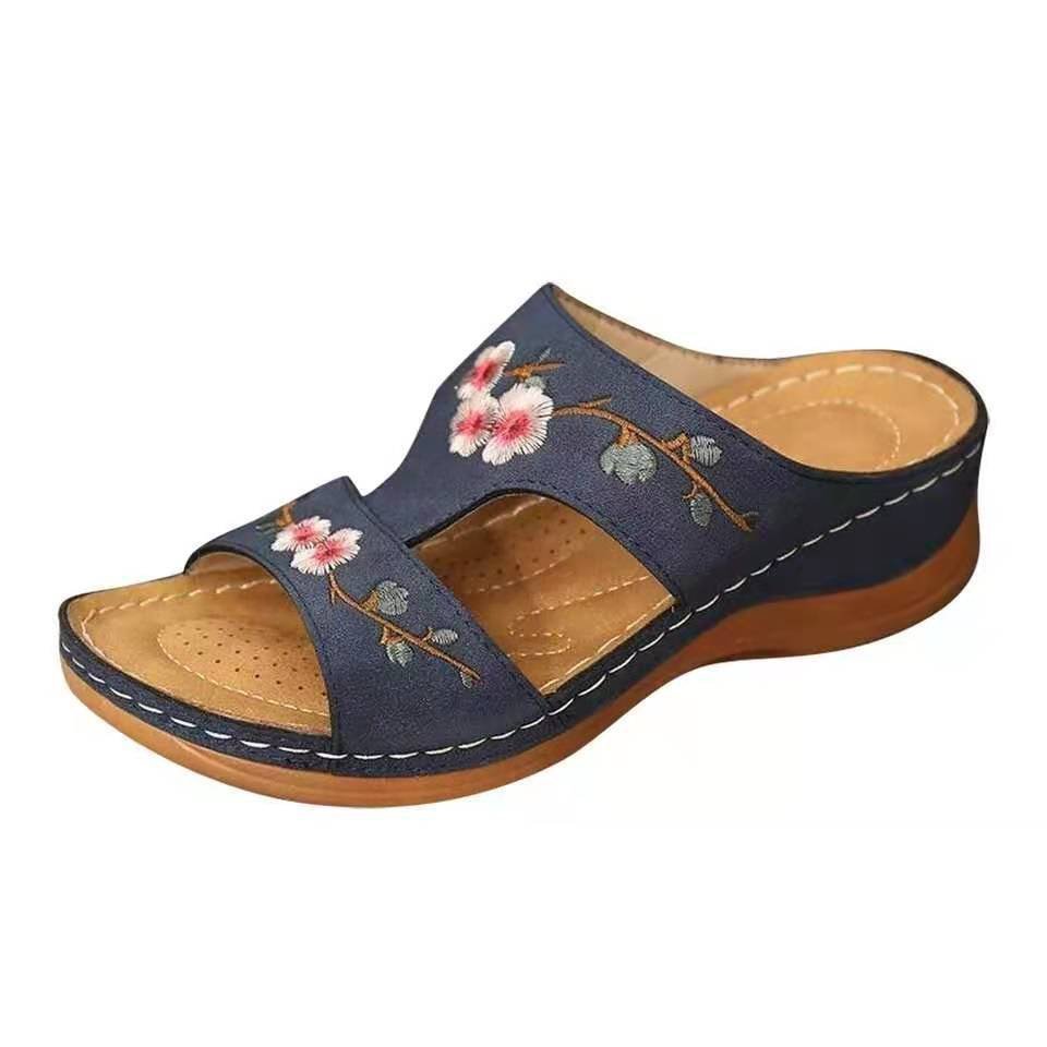 Wedge Heel Retro Stitched Embroidered Ethnic Style Women's Platform Slippers