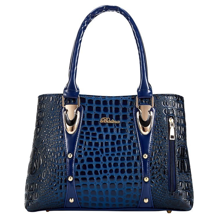 One shoulder bag for middle-aged mother