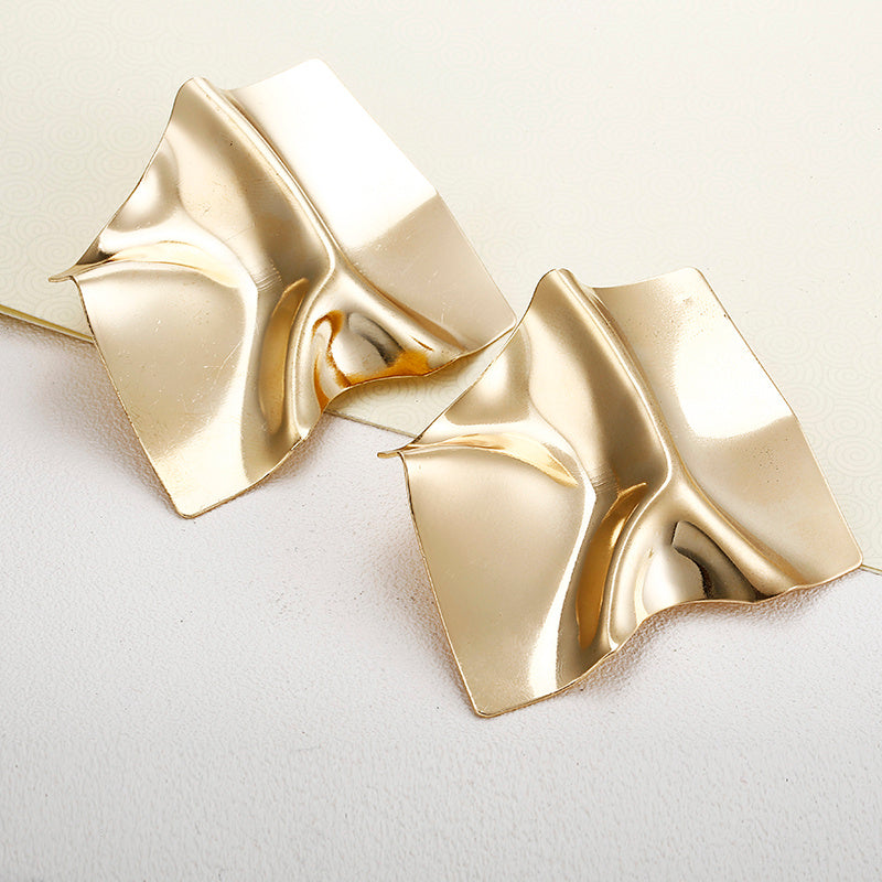 European and American Personality Trend Earrings Metal Texture Folds Exaggerated Geometric Earrings