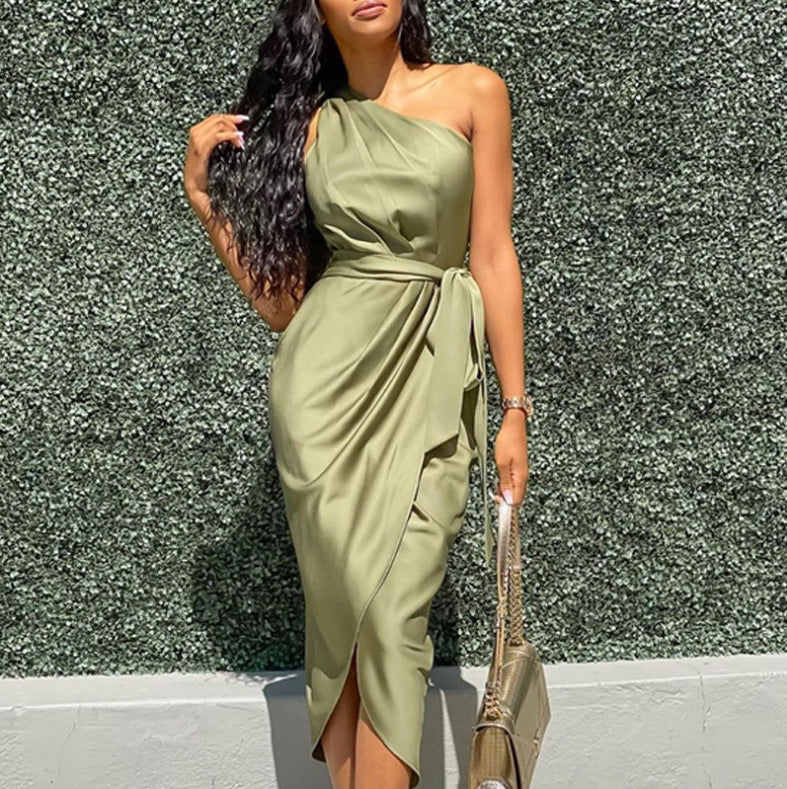 slanting shoulders and irregular straps