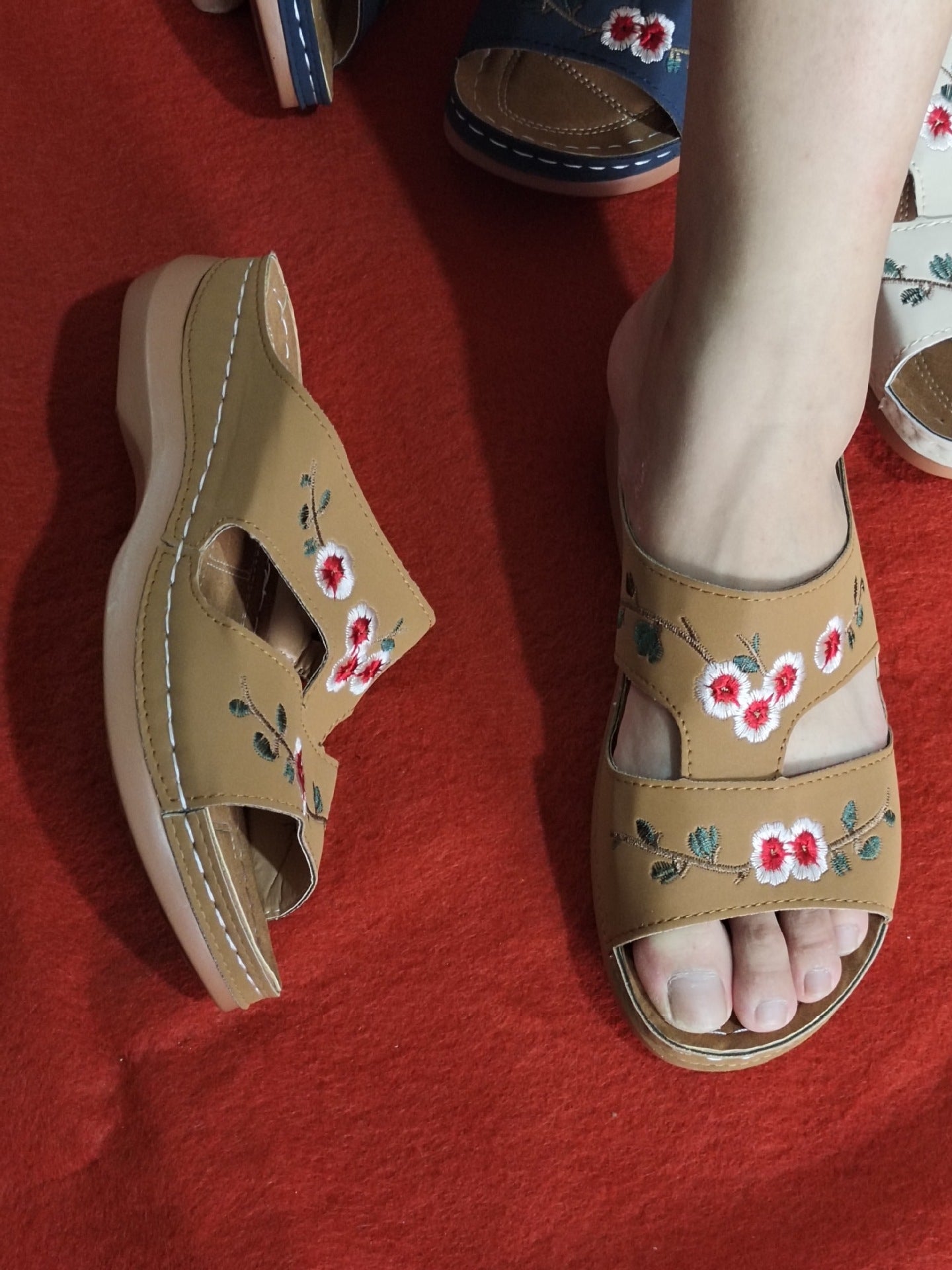 Wedge Heel Retro Stitched Embroidered Ethnic Style Women's Platform Slippers