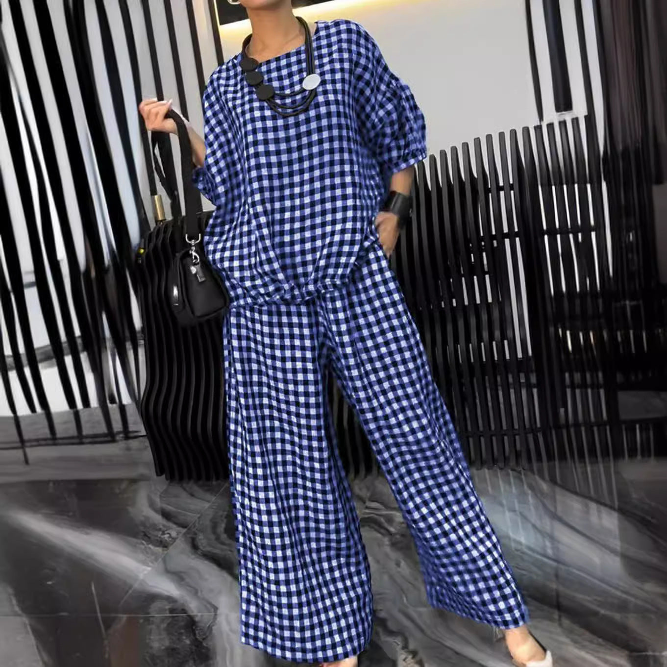 Women's Elastic Drawstring Wide-leg Pants Suit - Chic Angle