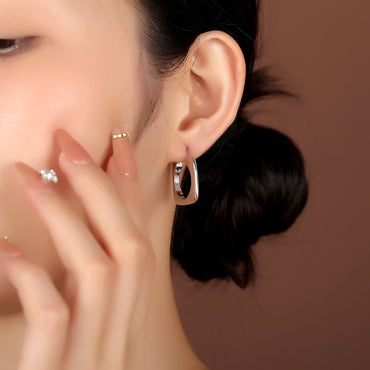 Outer Square And Inner Circle Hollow Out Ear Clip Simple Fashion - Chic Angle