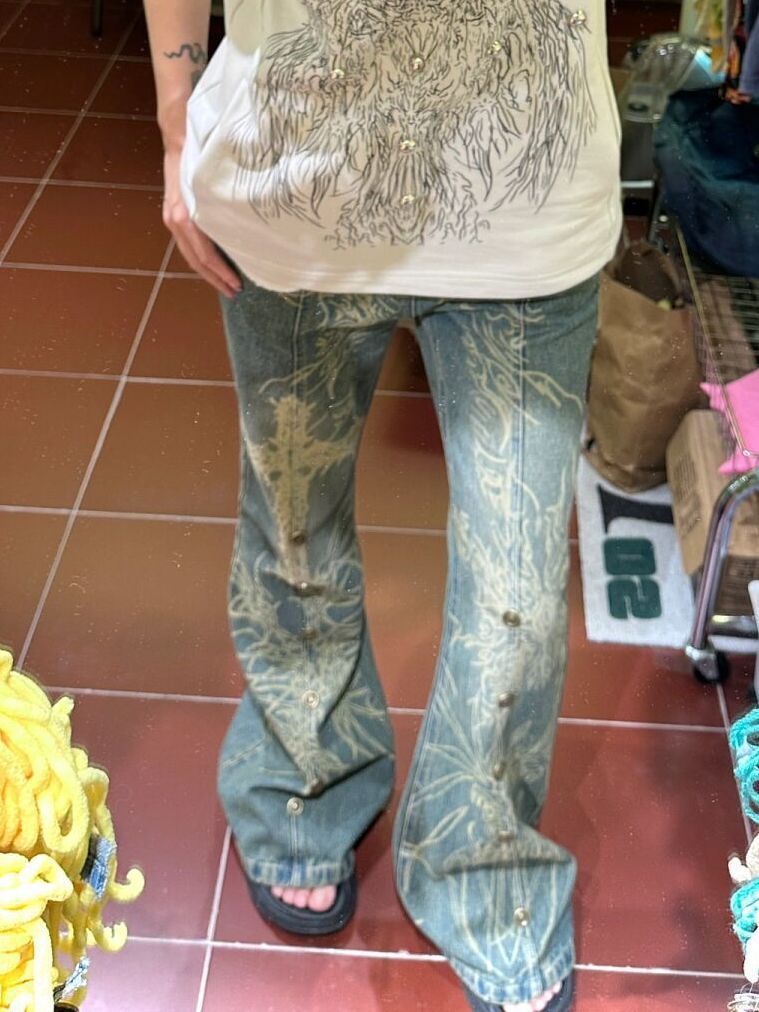 Women's Plus Size Washed Old Tattoo Slightly Flared Jeans