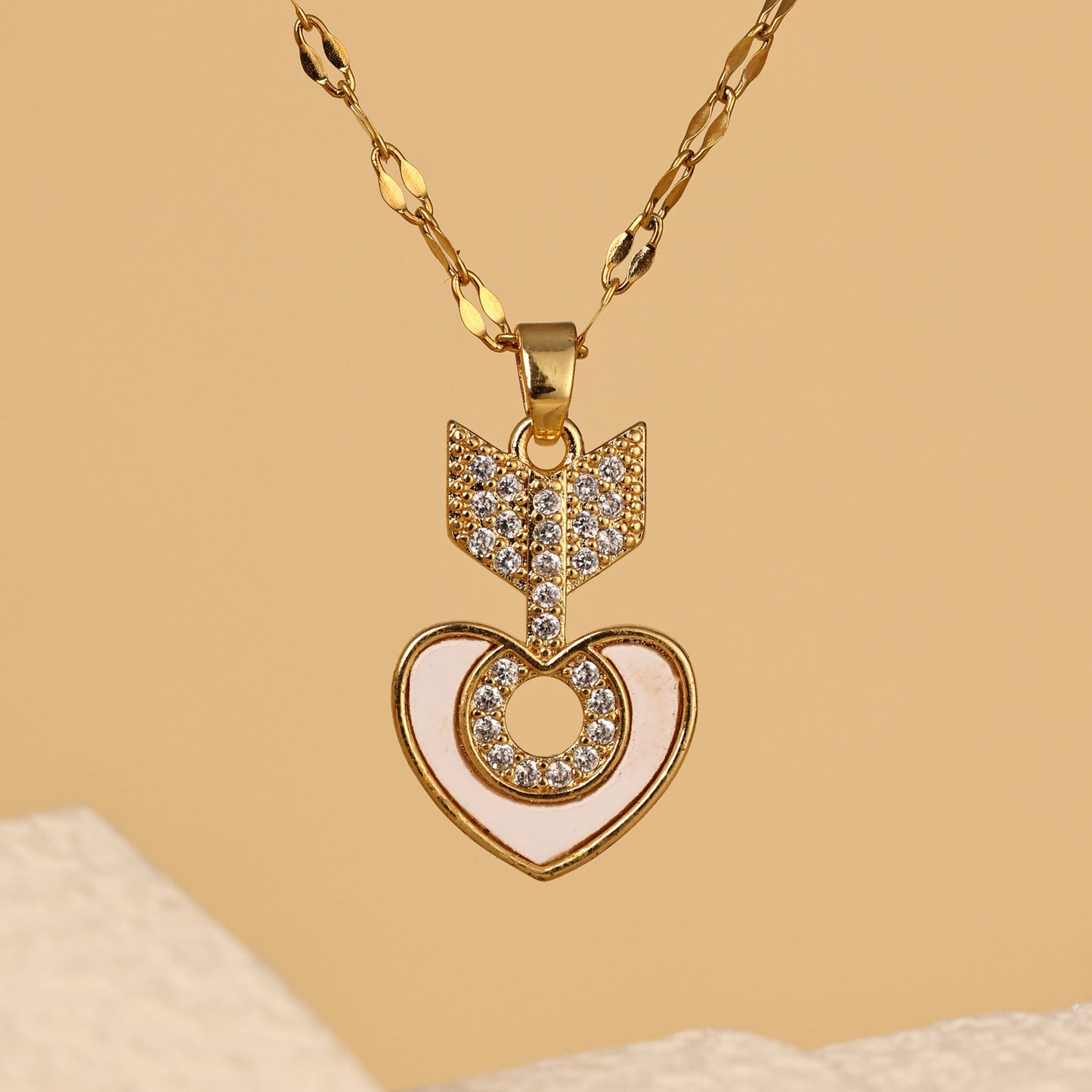 New Jewelry Love Arrow Necklace Pendant Accessories Collar Necklace Light Luxury Versatile