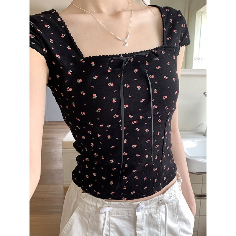 Women's Summer Slim Fit Niche Chic Square Collar Short Sleeve T-shirt Top - Chic Angle