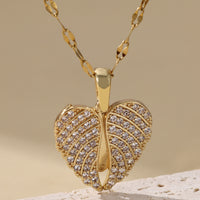 Personalized Open Close Love Necklace Creative Peach Heart Wings Collar Chain Micro Inlaid Zircon Stone Can Open Close