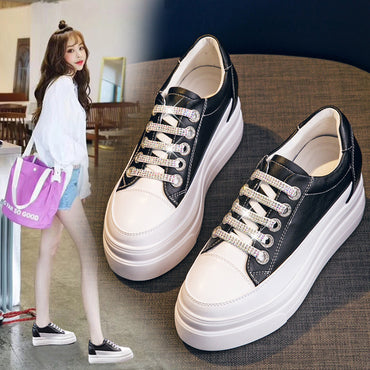 Genuine Leather Platform Versatile Casual Breathable White Muffin Height Increasing Insole Women's Board Shoes - Chic Angle