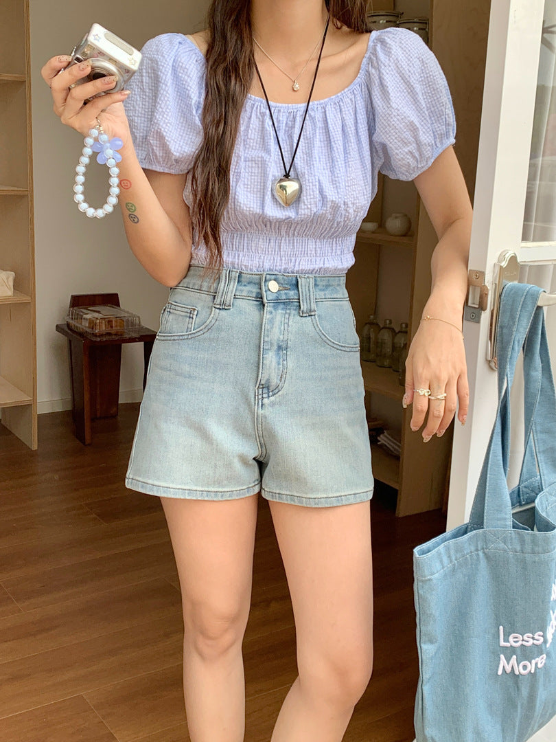 Women's Four Sided Elastic Light Colored High Waisted Denim Shorts - Chic Angle