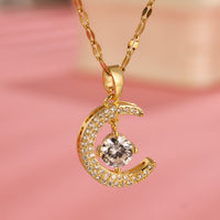 Light Luxury And Niche Moon Heart Necklace With Color Retention, Summer Collarbone Chain Design, Neck Chain, Temperament And Accessories New Product