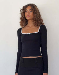 Women's Fashion U Collar Small Lace Knitted Bottoming Shirt - Chic Angle