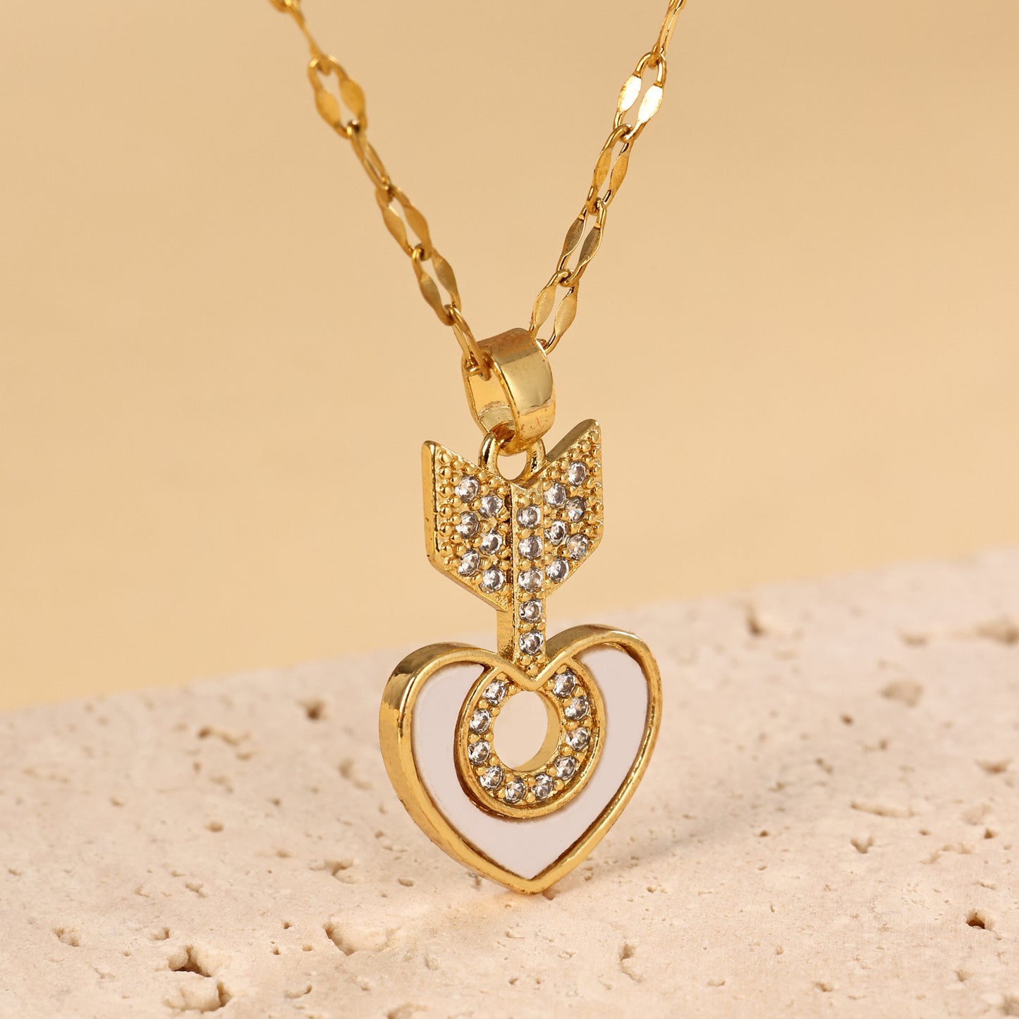 New Jewelry Love Arrow Necklace Pendant Accessories Collar Necklace Light Luxury Versatile