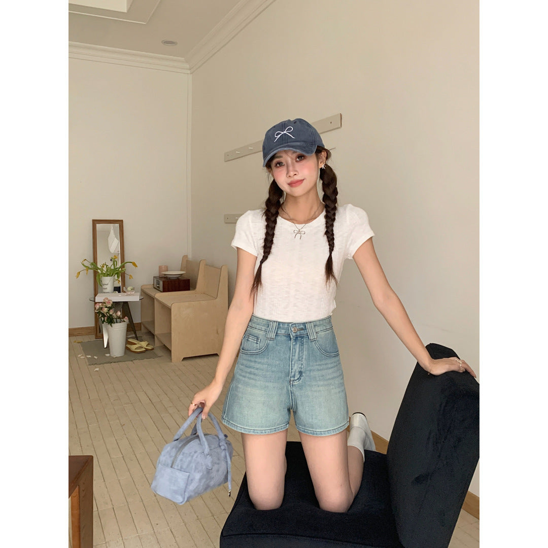 Women's Four Sided Elastic Light Colored High Waisted Denim Shorts - Chic Angle
