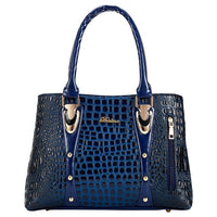 One shoulder bag for middle-aged mother