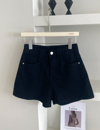 Women's Four Sided Elastic Light Colored High Waisted Denim Shorts - Chic Angle