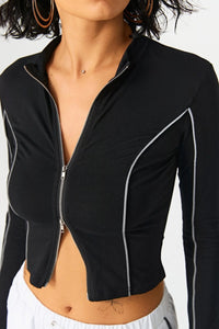 Contrasting Color Line Standing Collar Wears Knitted Shirts