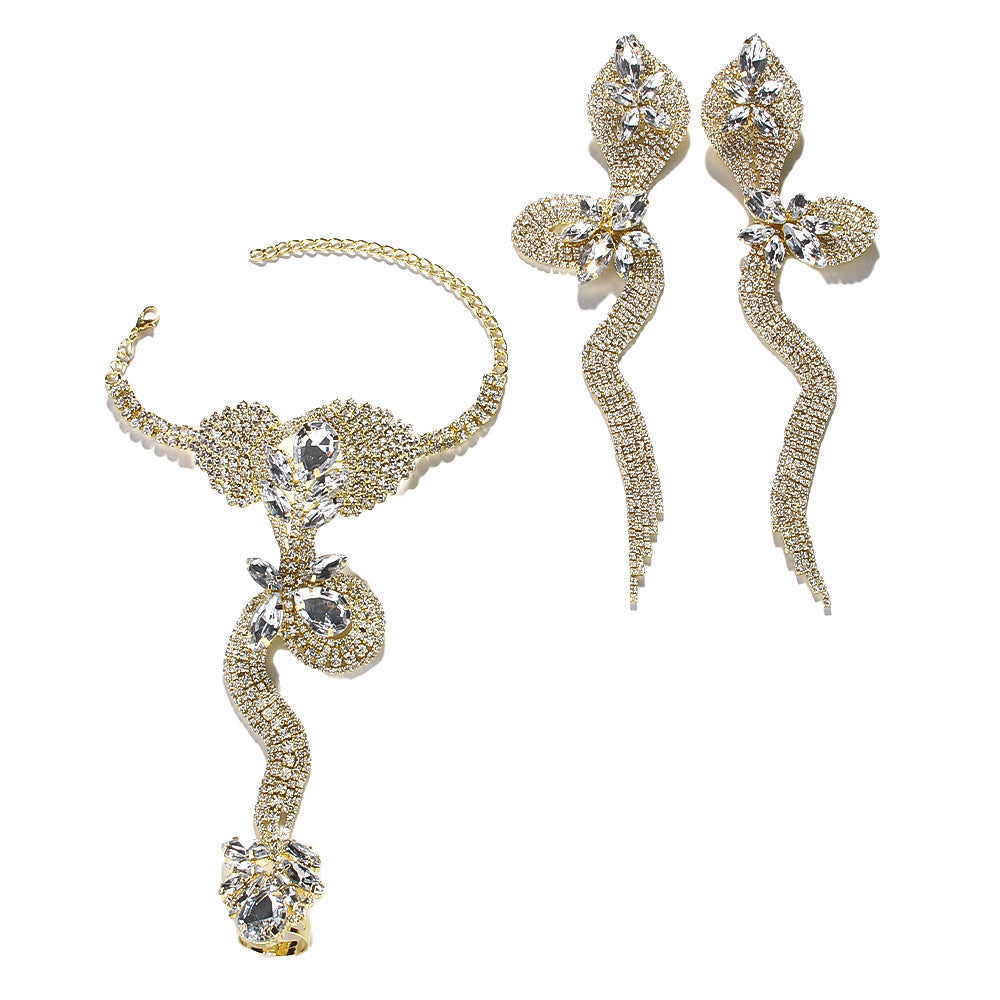 Niche Design Rhinestone Snake Earrings