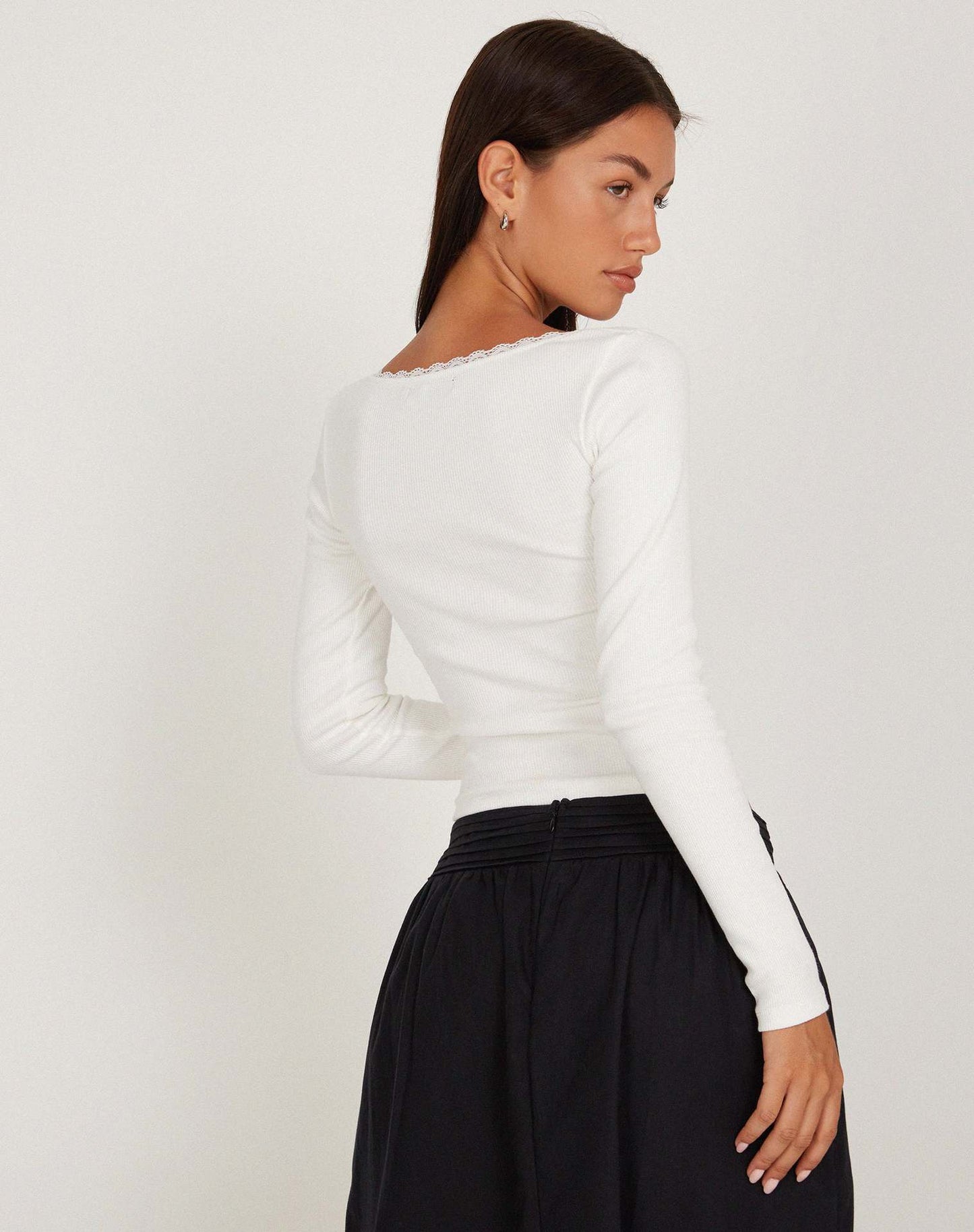Women's Fashion U Collar Small Lace Knitted Bottoming Shirt - Chic Angle