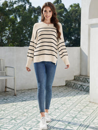 Ladies' Fashionable Long Sleeved Round Neck Knitted Sweater